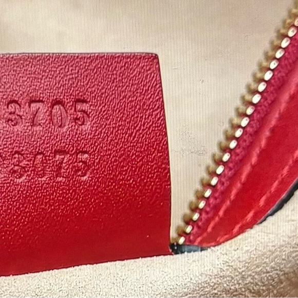 🆕 Gucci GG XL SnakeHeart Limited Edition two way Tote - Picture 10 of 10